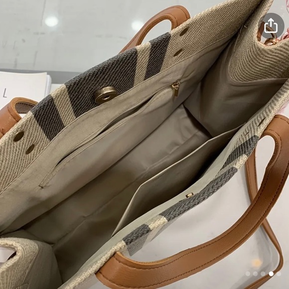NWOT Tan Bag with Black Stripes - Picture 5 of 5